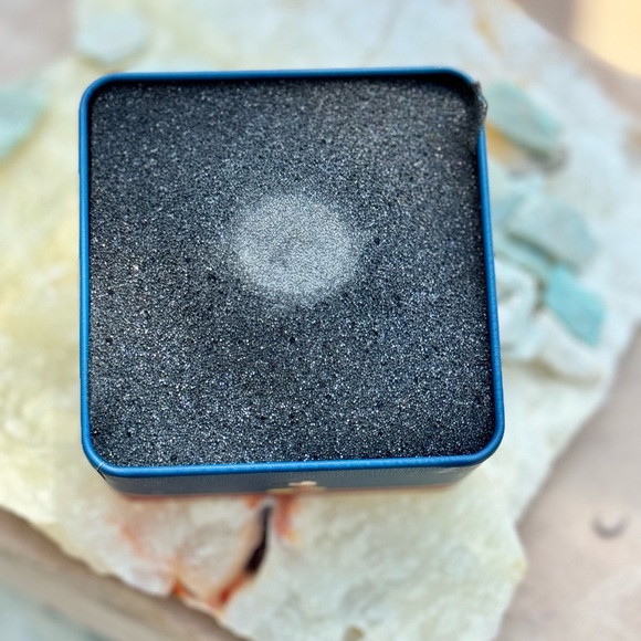 A Collectible Commemorative 75th Anniversary of the Creation of Mickey Watch - Picture 6 of 15